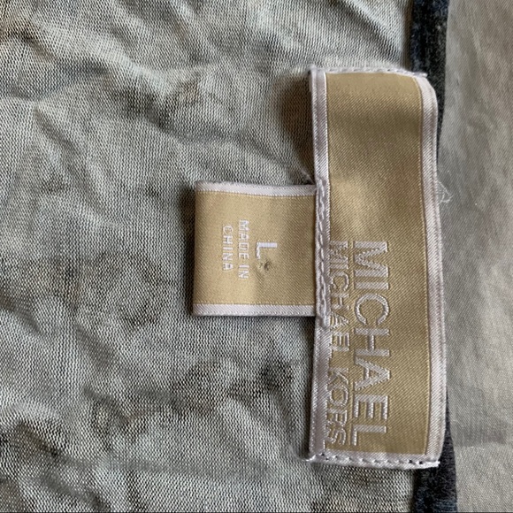 2/$22 Michael Kors 3/4 sleeve Tee - Picture 3 of 5